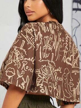 Stylish Brown & Cream Graphic Crop Top